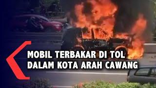 Mobil Terbakar di Tol Dalam Kota Arah Cawang