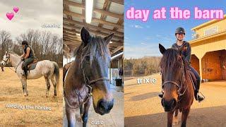 A DAY AT THE BARN!! (random vlog)