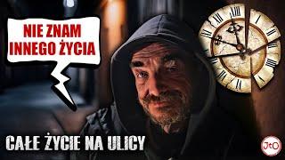 CAŁE ŻYCIE na ULICY - Grzegorz ze SKŁOTU