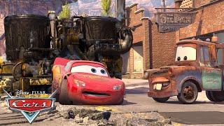 Lightning McQueen Fixes the Road in Radiator Springs | Pixar Cars