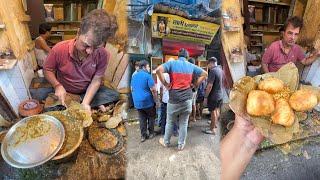 Most Honest Uncle Selling Club Kachori in Kolkata