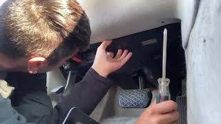 Changing the Brake Light Switch on my 2001 Mercedes E320 4matic Wagon!