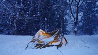 The Weight of the Snow Destroyed the Tent - Midwinter Survival Solo Camping