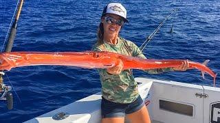 UN PESCADOR AFORTUNADO ATRAPÓ ALGO INCREÍBLE