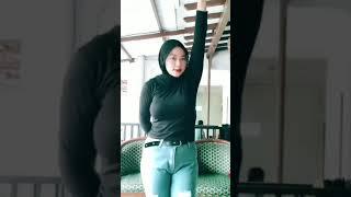 JILBAB TERMUNTUK TIKTOK HOT DANCE PARGOY GUNUNG GEDE ️