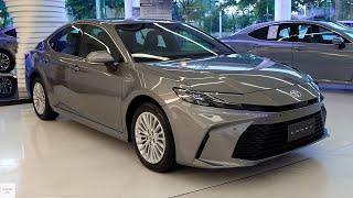 2025 Toyota Camry / In-Depth Walkaround Exterior & Interior