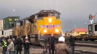 Train Videographer Almost Gets Hit By Train II Best Fail 2015 (Train)