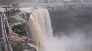 Extreme Kayaking 90 Foot Waterfall Plunge