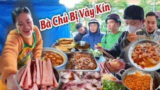 Bà Chủ Mì Huế Bị Khách Vây Kín Không Lối Thoát -Gánh Bánh Canh Nam Phổ 10k Ngay Tại Trung Tâm TP.Huế