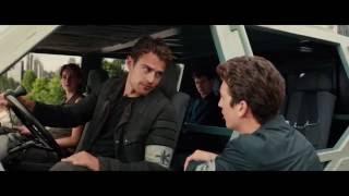 Allegiant - Funny Escape Scene with Peter