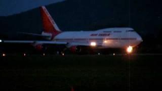 Boeing 747-400 VT-ESN Air India taking off from runway 25 at Kraków-Balice airport (KRK/EPKK)