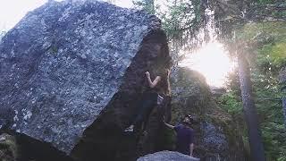 Plex, Switzerland - Unnamed Boulder, V5