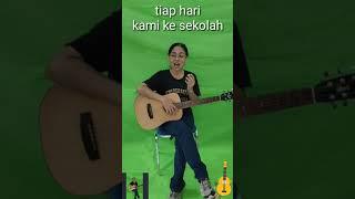 Tutorial menyanyi lagu "Menuntut Ilmu" bersama: Rini Saraswati S.PdAUD