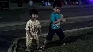 Piknik malam Minggu di monas