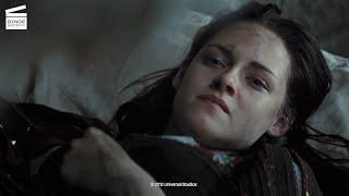 Snow White and The Huntsman: Snow White’s escape HD CLIP