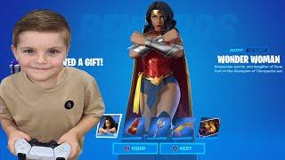 MUM Giving Her 7 Year Old Kid NEW WONDER WOMEN Skin Bundle! Unlocking NEW Wonder Women Fortnite Skin