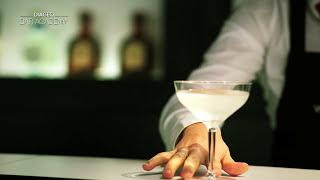How To Make A Vesper Martini: James Bond Martini Recipe  | Diageo Bar Academy