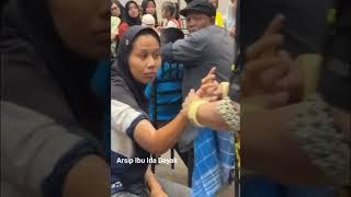 Pengobatan tradisional Ibu Ida Dayak