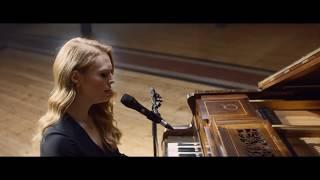 Freya Ridings - Lost Without You (Live At Hackney Round Chapel)