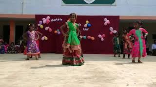 Sangavi dance at school