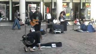 ITALIAN SINGER IN LONDON