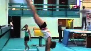 Damien Walters and his gymnasts 08.mp4