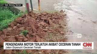 Pengendara Motor Terjatuh Akibat Ceceran Tanah