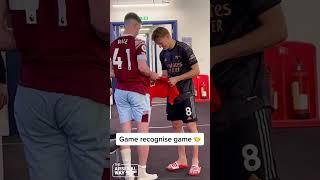 MUST WATCH! | Martin Ødegaard Signs Shirt For Arsenal Transfer Target Declan Rice  #Shorts