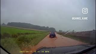 Range Rover l322 driving through floods