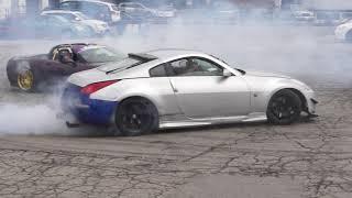 NISSAN 350Z & DRIFT CORVETTE DO TANDEM DONUTS!! #Shorts