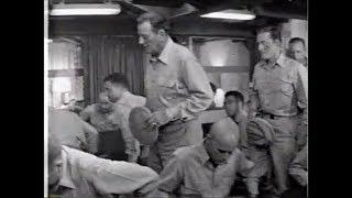 Funny Extra Blooper in "In Harm's Way" (John Wayne, 1965)