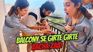 Balcony se girte girte bacha zaid