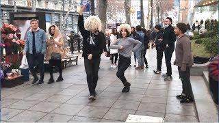 Девушка Танцует Просто Четко 2019 Чеченская Лезгинка Шибаба В Центре Тбилиси ALISHKA (Грузия)
