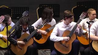 А. Пьяццолла Либертанго (исполняет ансамбль гитаристов «6 струн»)