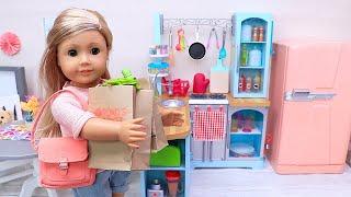 Doll grocery shopping and kitchen work I Play Dolls house chores