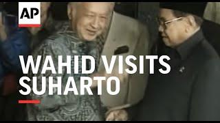 INDONESIA: JAKARTA: PRESIDENT WAHID VISITS SUHARTO