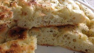 Фокачча с розмарином и морской солью. Итальянский пшеничный хлеб.
