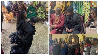 Afia Pokuaa & Mona Gucci on their knees at Manhyia apologizing to Otumfour & Asanteman Almost cried