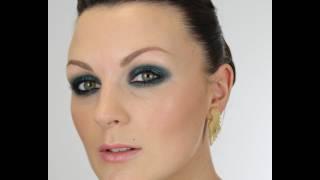 GREEN PARTY MAKE-UP WITH A SPARKLE