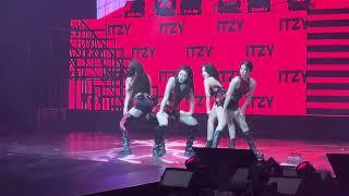 Mr. Vampire / SWIPE / WANNABE - @ITZY's 2nd World Tour (Mall of Asia Arena, Philippines)