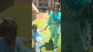 Teri ungli pakad ke chala |mother-daughter| #trending #familyvlog #shorts #youtube #kashaf #merimaa