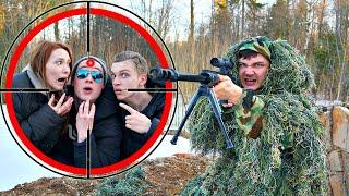 Экстремальные прятки в лесу против снайпера!