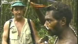 Редкое видео. Племя первый раз видит белого человека (1976 год  Папуа Новая Гвинея)
