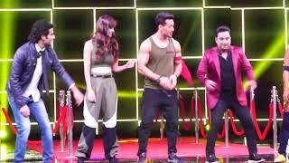 Tiger Shroff and disha patani dance the pappi song