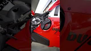 Raw sound of the 2023 Ducati V4R with a dry clutch! #ducati #ducatipanigale #bikelife #shorts