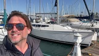 2013 Hunter 33e Sailboat for sale Video walkthrough review by: Ian Van Tuyl Yacht Broker