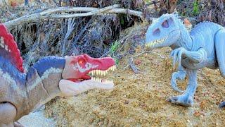 Indominus Rex Rescues Little Dino Because Spinosaurus Hector