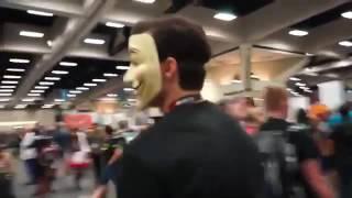 Henry Cavill Pranks Will Smith - SDCC 2016