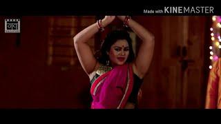 Sexy aunty dancing showing armpits in sleeveless sexy saree