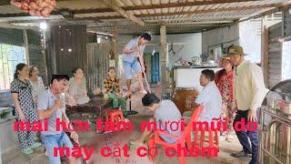 Hai Chiến Bị Sự Cố May Hơn Tám Mươi Mũi  Do Bị Lưỡi Máy Cắt Cỏ Chém Vào Chân l tập 330